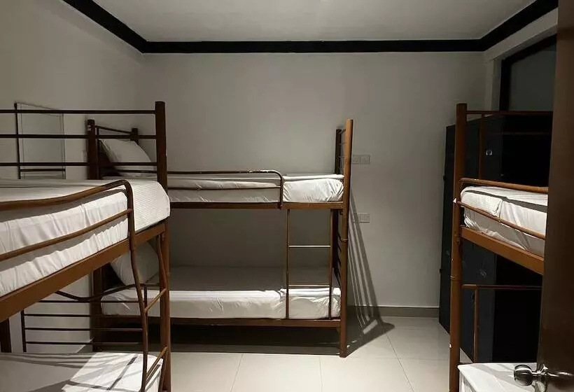 Hotelli Senja Hostel Kuala Lumpur, Chinatown