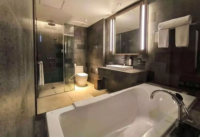هتل Wyndham Tamansari Jivva Resort Bali
