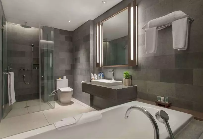 هتل Wyndham Tamansari Jivva Resort Bali
