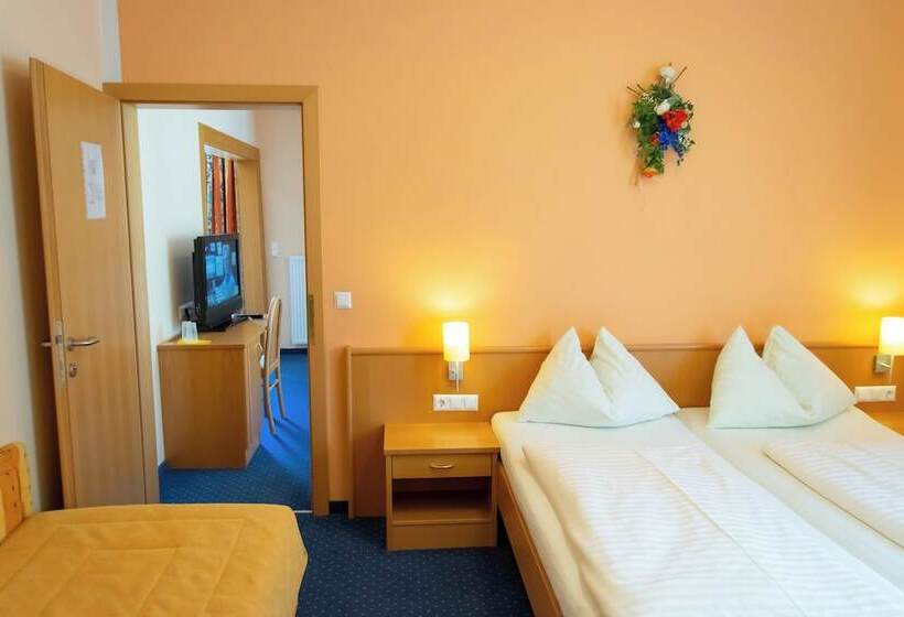 Strandhotel Burgstaller