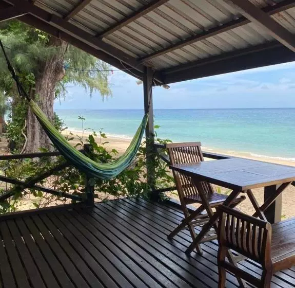 ユースホステル The Station Tioman