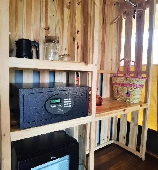 Ara Dinawan Island Resort