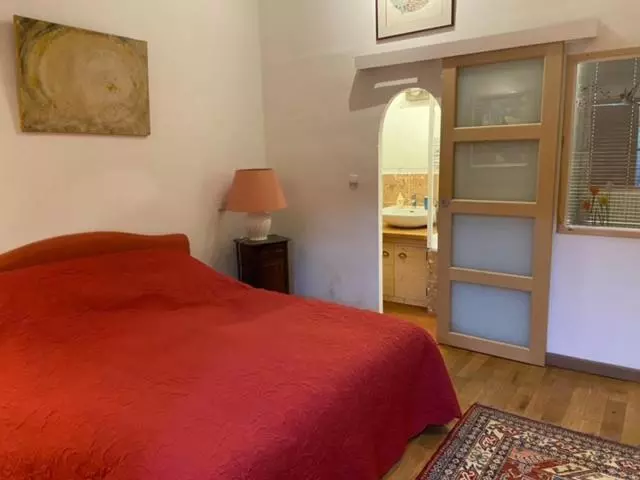 Aamiaismajoitus (B&B) Lesarnauds