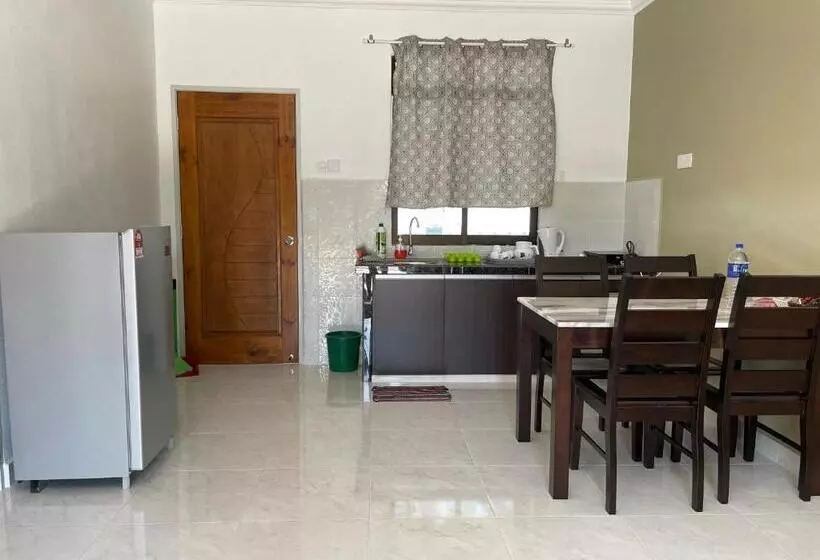 ペンション Laura Guest House Langkawi