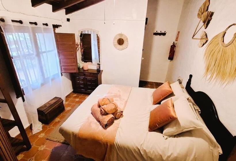 Bed and Breakfast Finca Los Burros