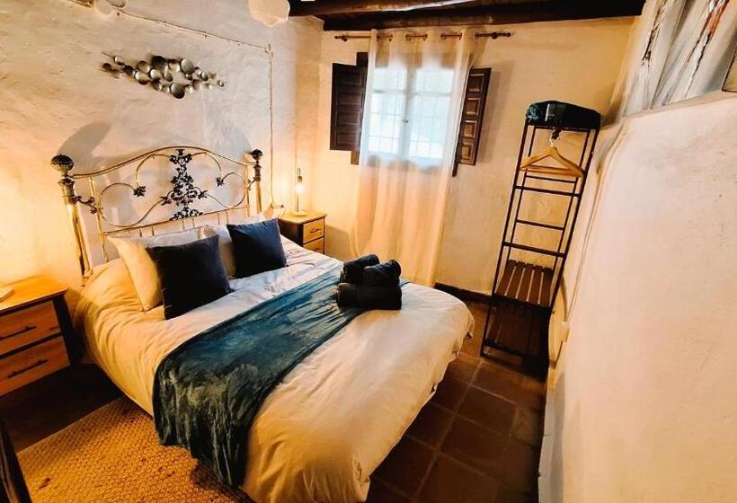 Bed and Breakfast Finca Los Burros