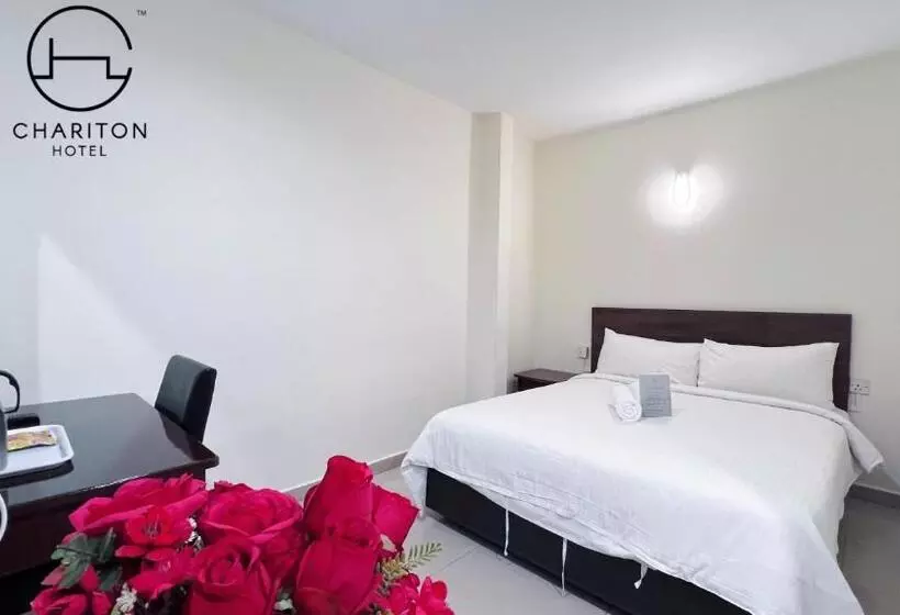 Chariton Hotel Skudai Kiri