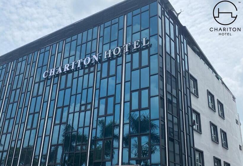 Chariton Hotel Skudai Kiri