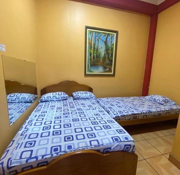 ホテル Hospedaje Y Turismo Sol Y Luna Eirl