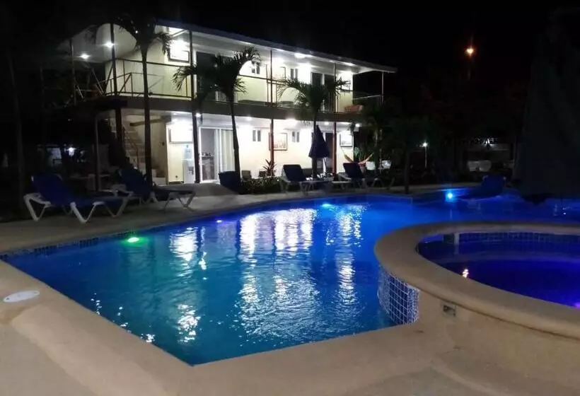 ホテル Malibu Dreams Village