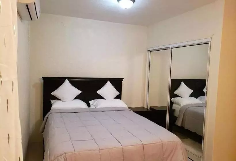 پانسیون Dee Retreat Villa Sxm