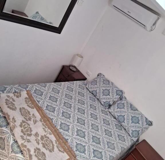 Pensione Hostal Huellas De Caldera