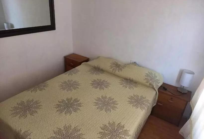 ペンション Hostal Huellas De Caldera