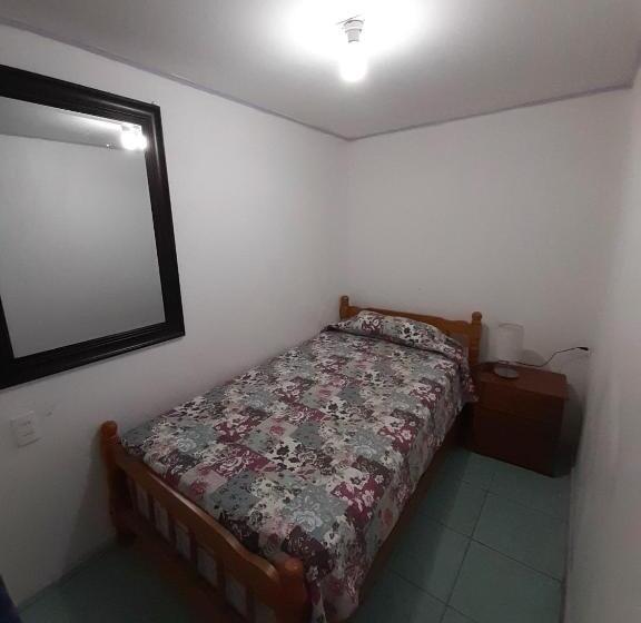 Pensione Hostal Huellas De Caldera