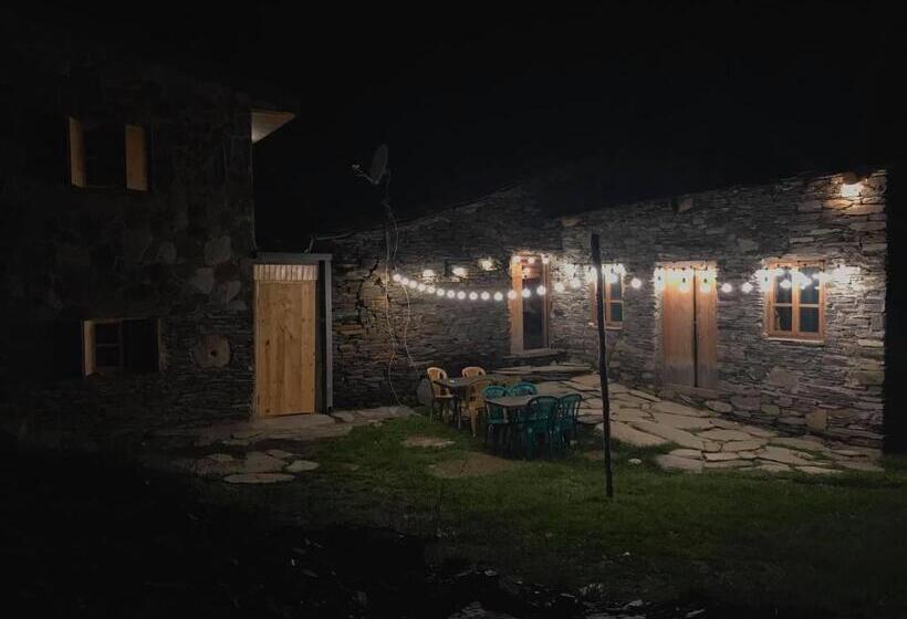 پانسیون Ushguli   Xii Century