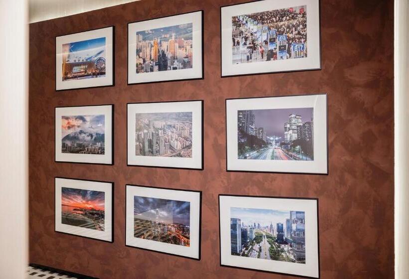 Relax Hotel Shenzhen Bao An International Airport