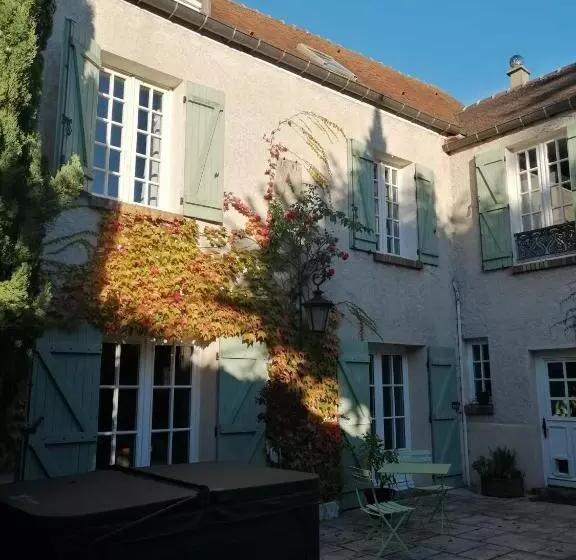 Aamiaismajoitus (B&B) Maison D Hôtes La Source