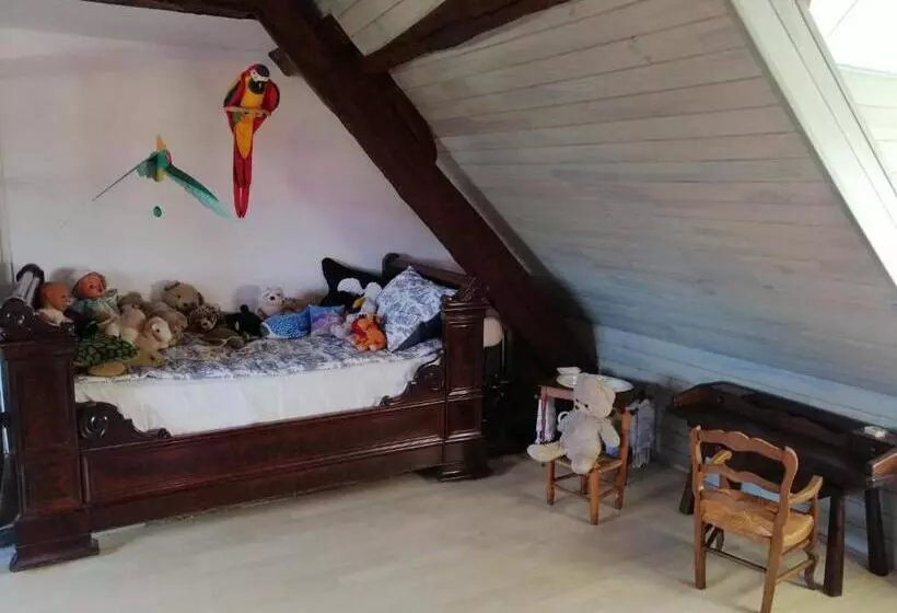 Aamiaismajoitus (B&B) Maison D Hôtes La Source