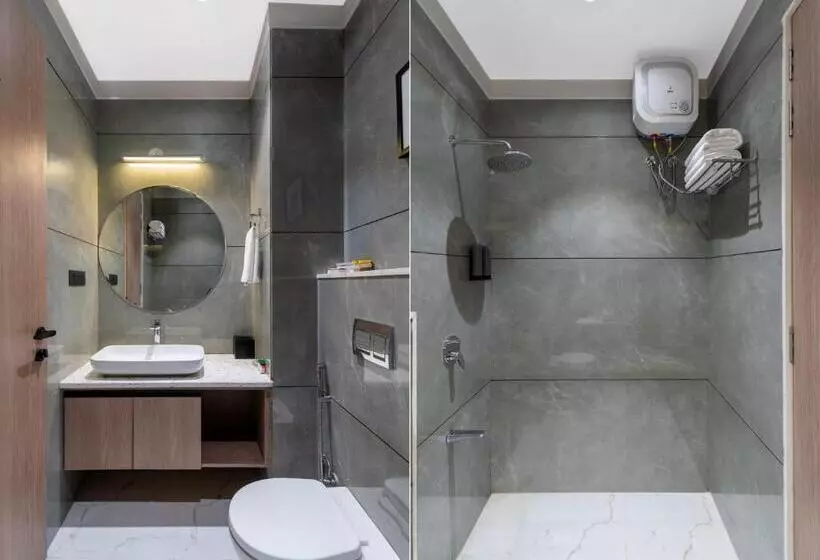 Hotelli Blue Chip By Downtown   Near Udaipur Airport