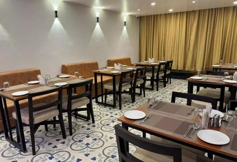 Hôtel Taj Akash