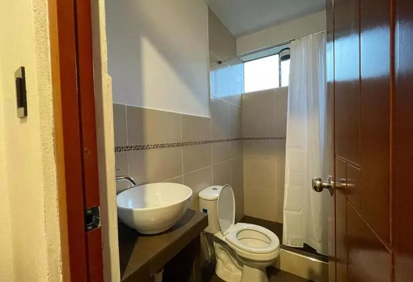 Paucartambo Hotel   Lodge Piedra Grande