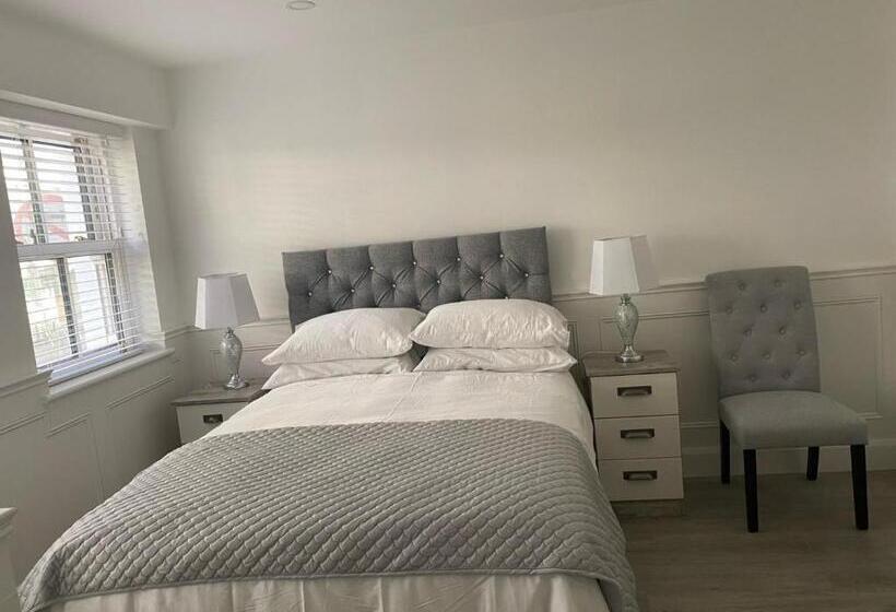 Пансион Johnsville House