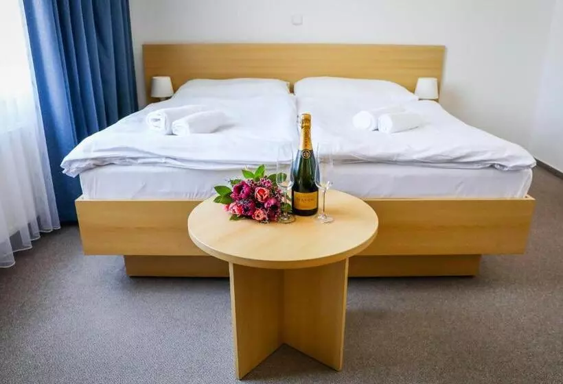 ペンション Pod Zámkem