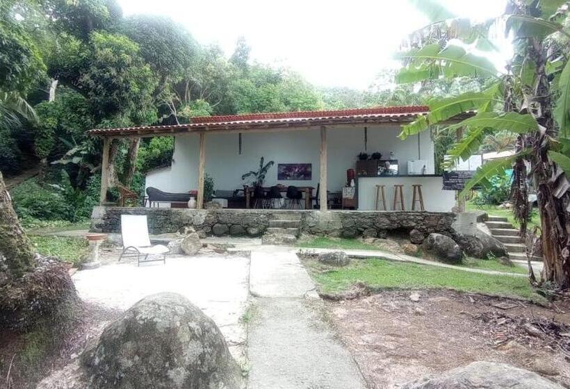 Hostel Pousada Sobre A Rocha