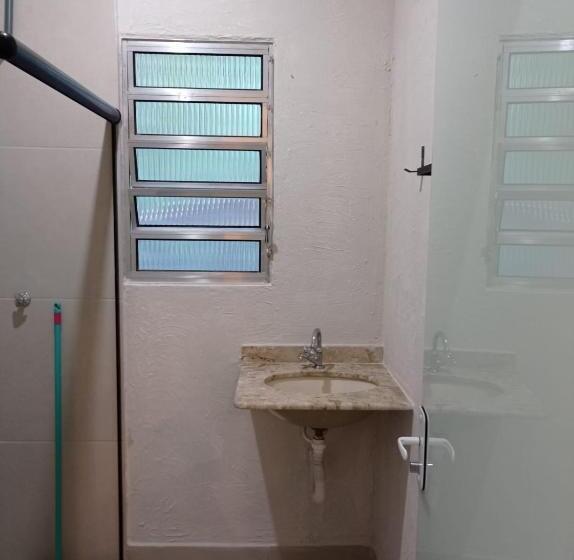 Hostel Pousada Sobre A Rocha