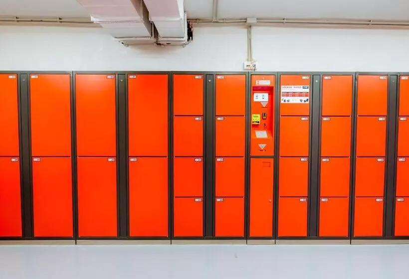 Amistat City Hostel Barcelona