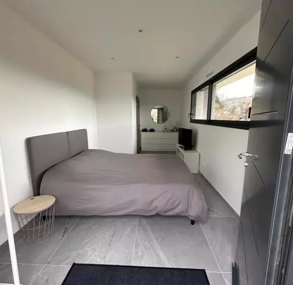 Aamiaismajoitus (B&B) Chambre Au Calme