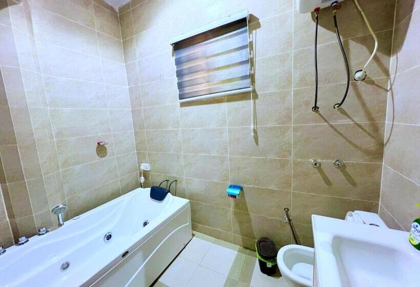 فندق American Royal Lodge