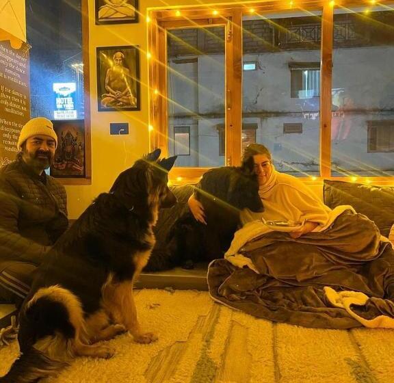 هتل Buddha House 2