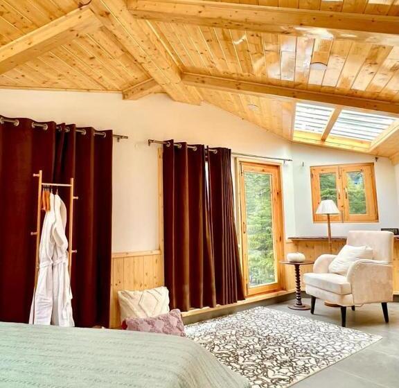 هتل Buddha House 2