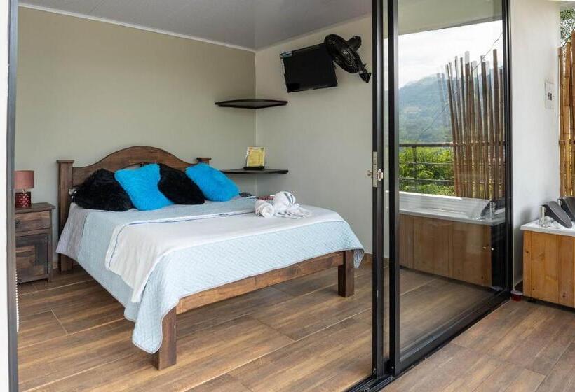 Hotel Cabañas Los Héroes