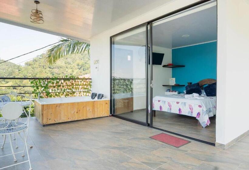 Hotel Cabañas Los Héroes