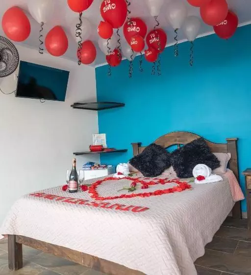 ホテル Cabañas Los Héroes