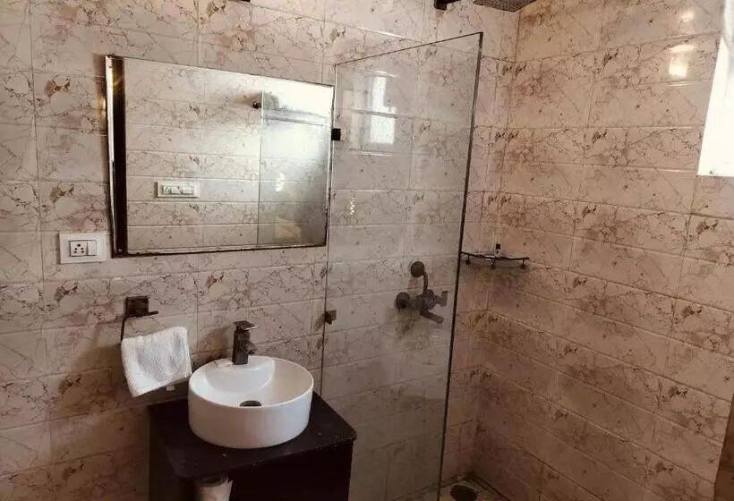 ホテル Sapphire Suites And