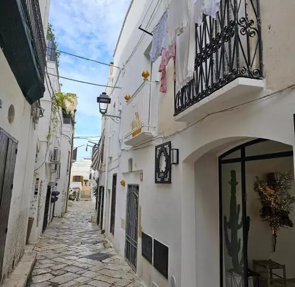 Hotelli Vecchia Mottola Suite & Spa