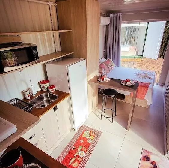 ペンション Pousada Jardim Encantado