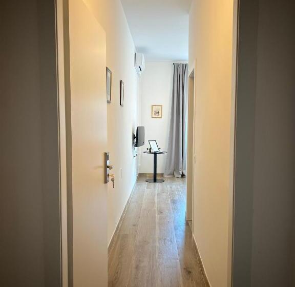 پانسیون Vergani Suite Apartament