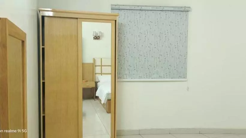 فندق رفال الغربية للشقق المخدومة