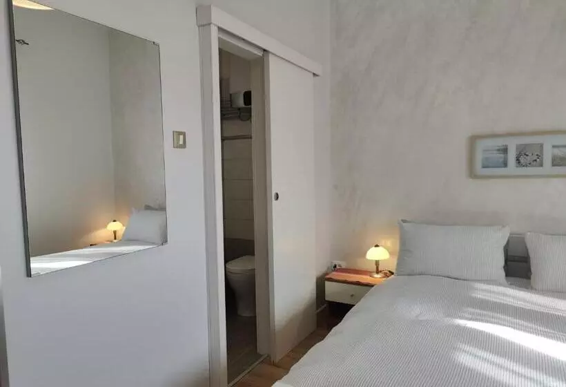Bed And Breakfast Cattinara