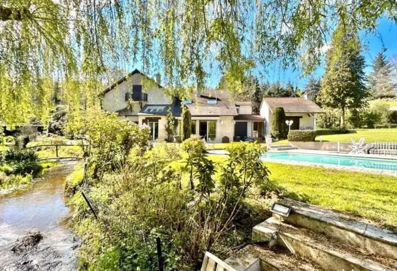 Aamiaismajoitus (B&B) Suite Emeraude