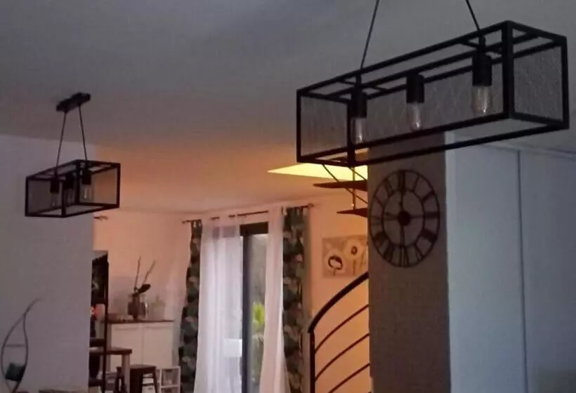 ベッドアンドブレックファースト Villa Le Phoenix