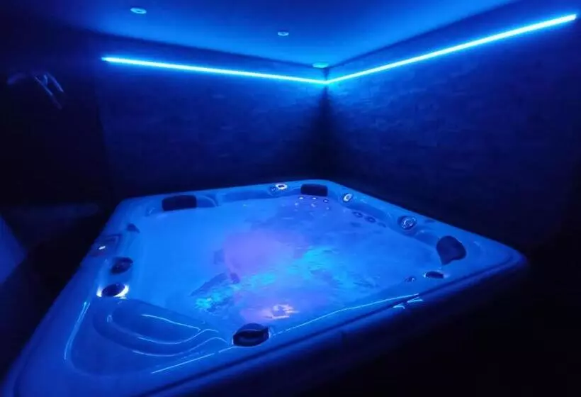 ベッドアンドブレックファースト Villa Le Phoenix