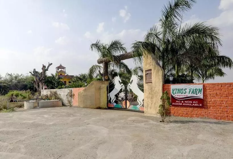 Hotelli Oyo Kings Farm