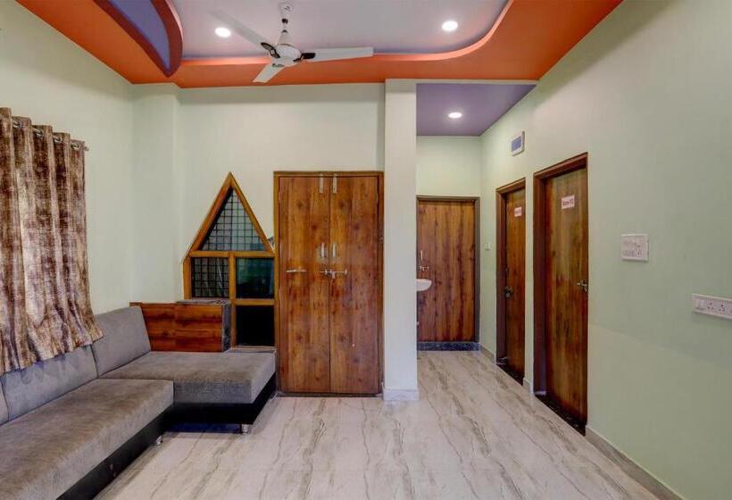 酒店 Oyo Kings Farm