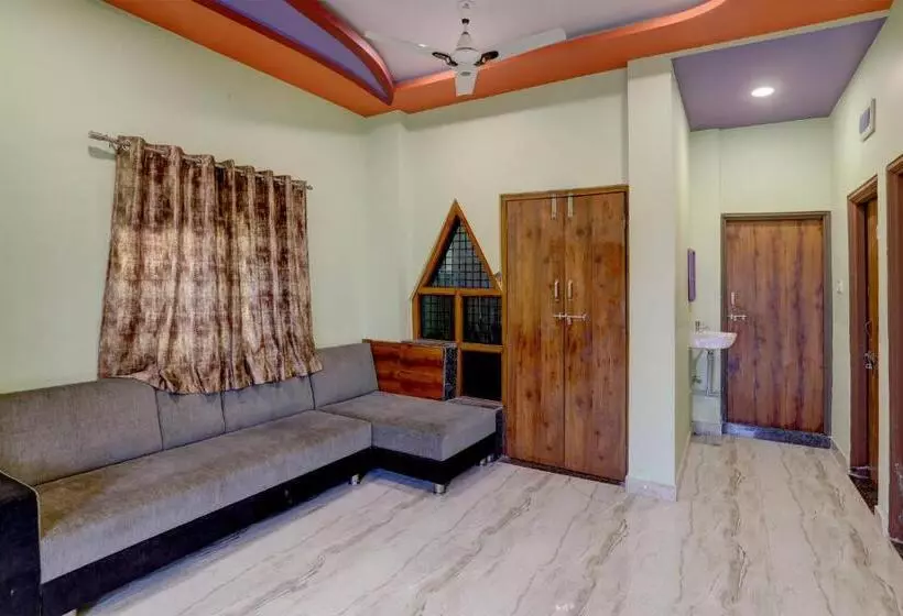 Hotelli Oyo Kings Farm