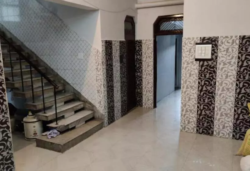 ホテル Sonu Bhawan Banquets Prayagraj